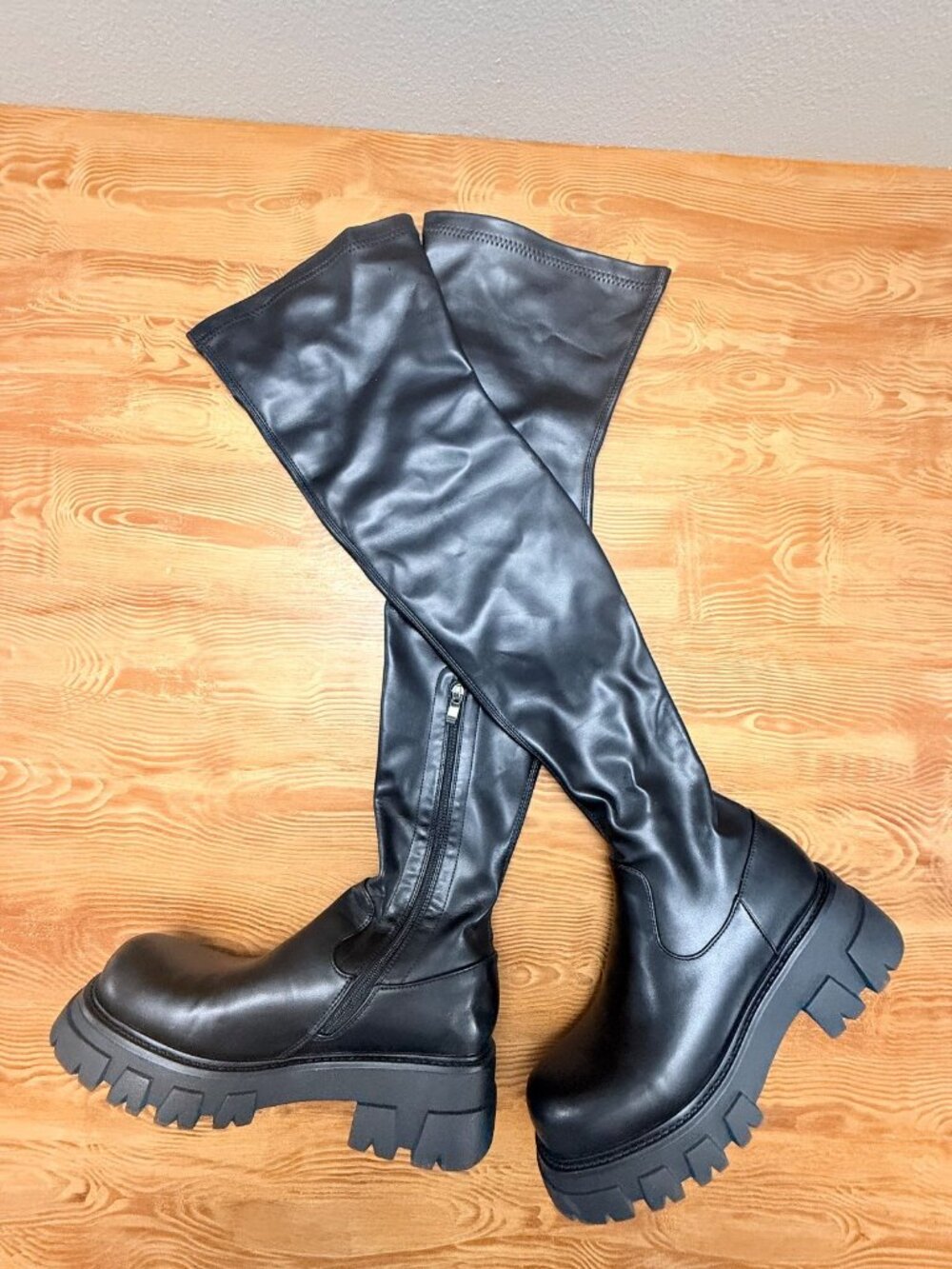 Black Thigh High Platform Boots Lug Size 10 - 914 - Picture 4 of 9
